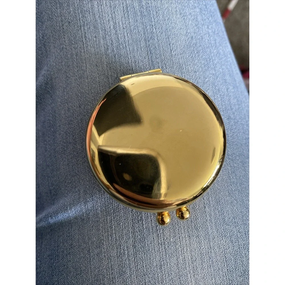 Estee Lauder Lucidity 02 Light Medium Translucent Pressed Powder Mini Compact .1